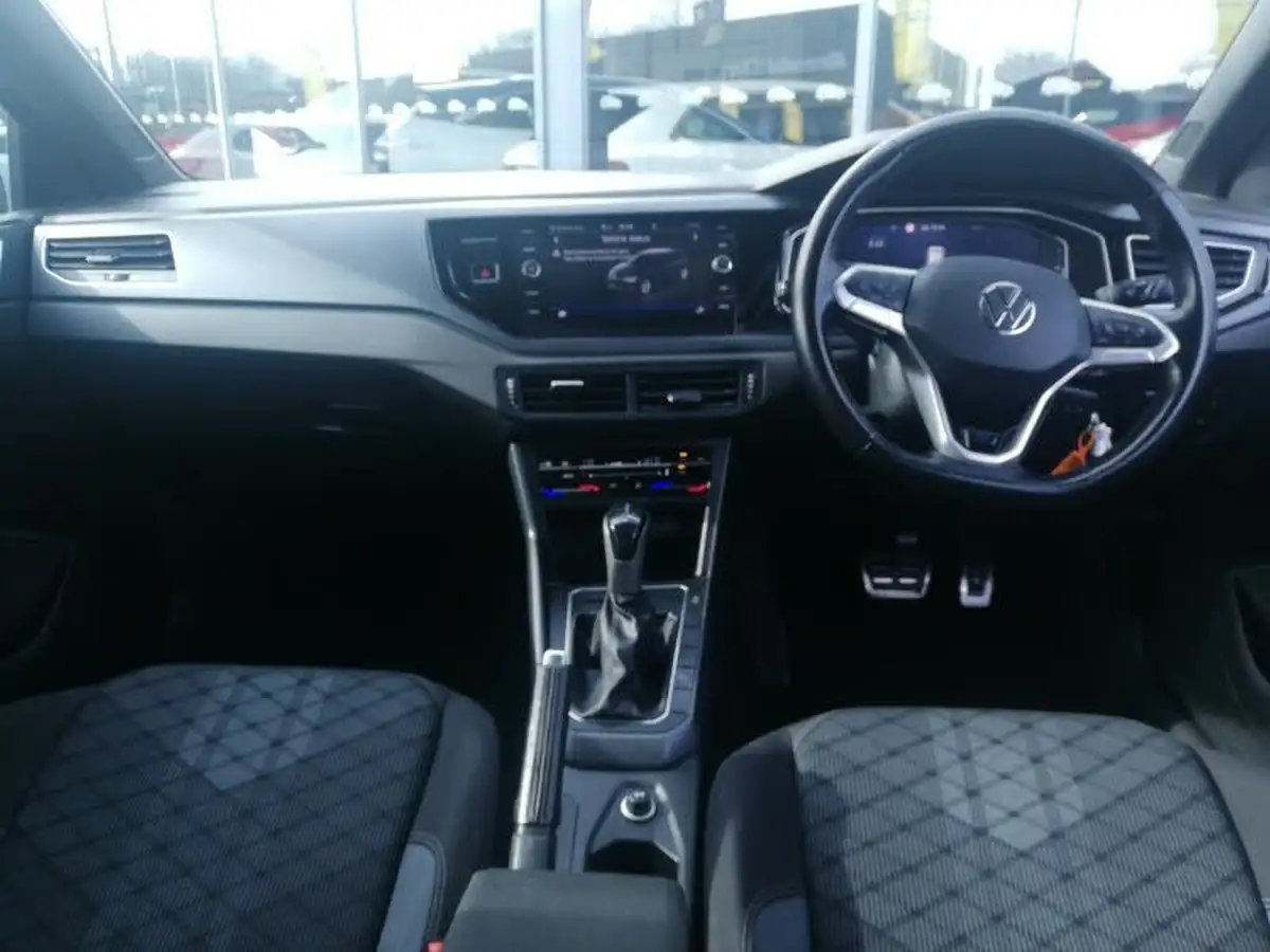 2023-volkswagen-polo-10-tsi-r-line-95ps-dsg-big-2