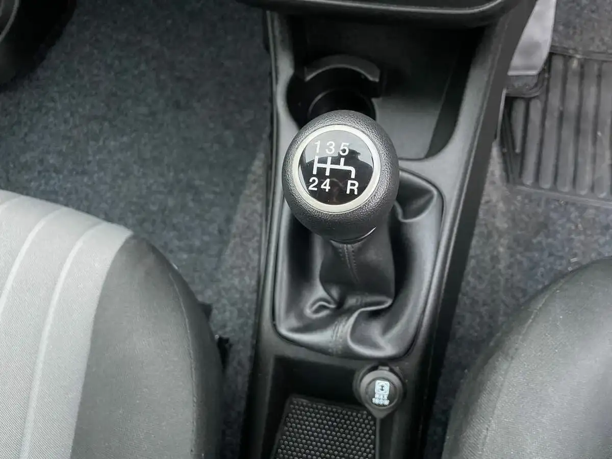 2017-fiat-punto-12-pop-big-18