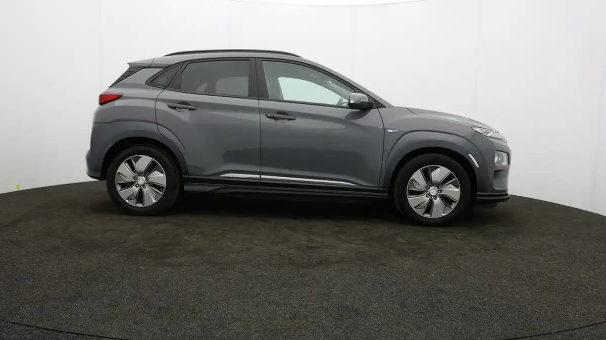 2020-hyundai-kona-e-premium-se-64kwh-105kw-obc-big-39