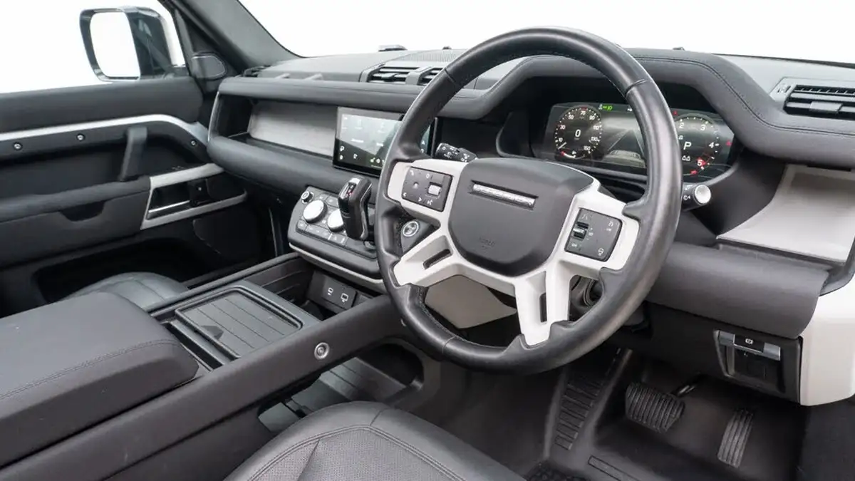 2022-land-rover-110-defender-30-d250-xs-edition-big-19