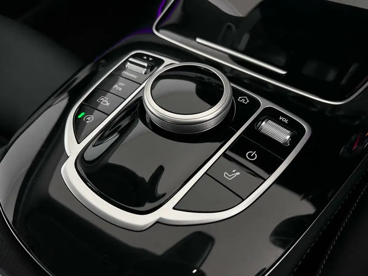 2019-mercedes-benz-e-class-20-e200-se-estate-5d-big-37