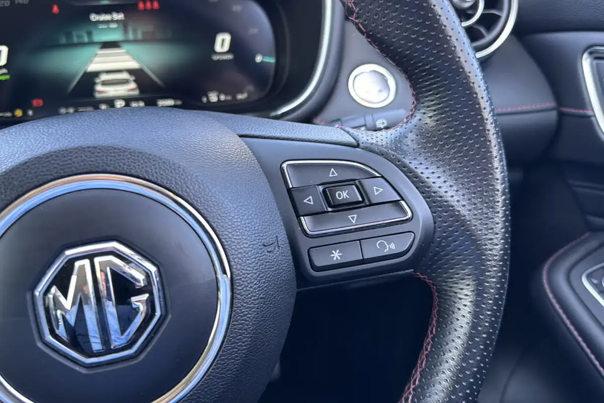 2023-mg-hs-15t-gdi-trophy-258ps-plug-in-hybrid-auto-big-17