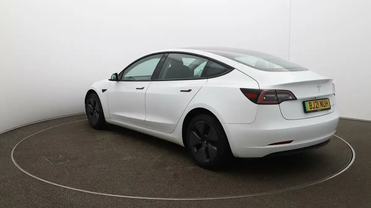 2021-tesla-model-3-e-long-range-4x4-big-60