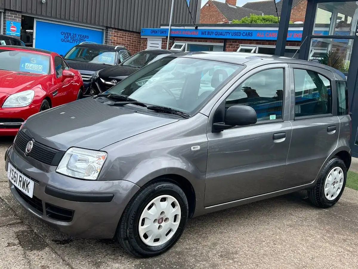 2012-fiat-panda-12-active-big-25