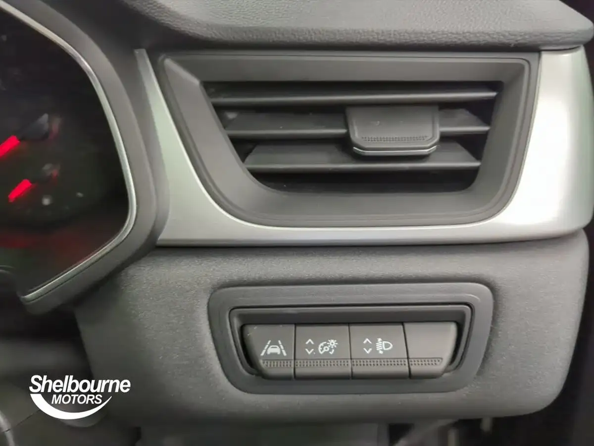 2022-renault-captur-10-tce-iconic-edition-big-27