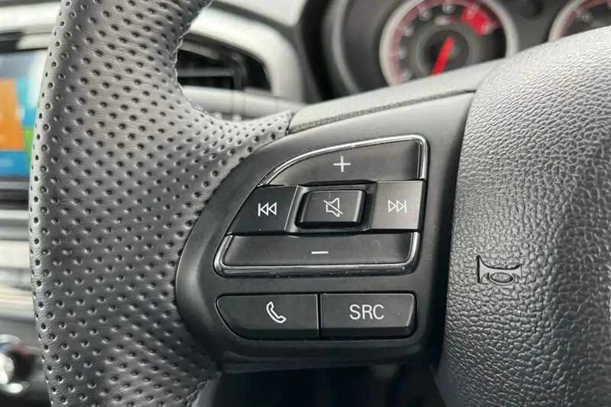 2023-mg-mg3-15-vti-tech-exclusive-nav-big-20