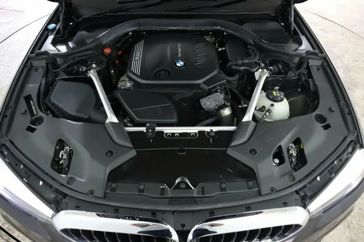 2019-bmw-5-series-20td-520d-m-sport-188bhp-xdrive-plus-pack-saloon-4d-big-27