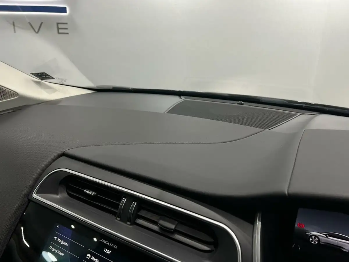 2020-jaguar-i-pace-ev400-s-big-43