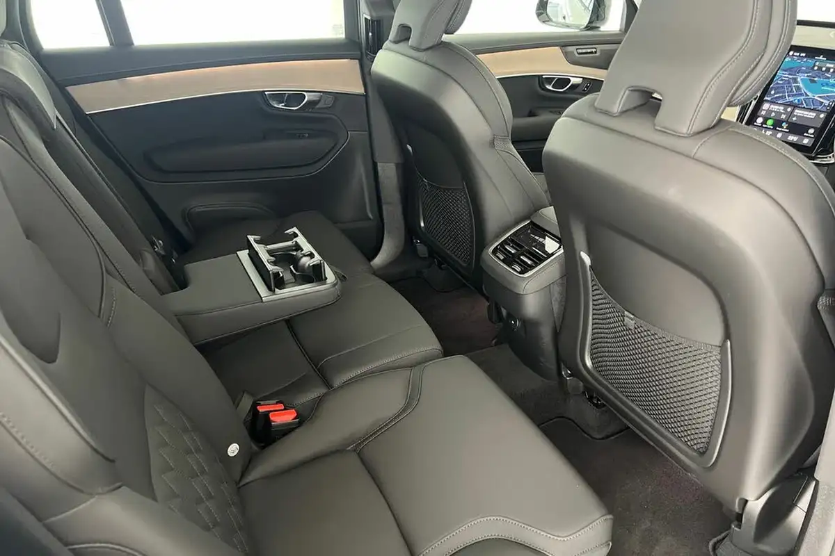 2025-volvo-xc90-20-b5-plus-big-26