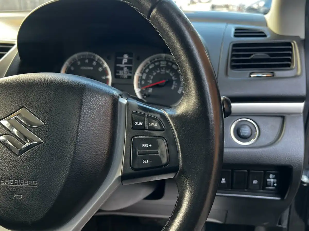 2016-suzuki-swift-12-sz4-94ps-nav-5d-at-big-19
