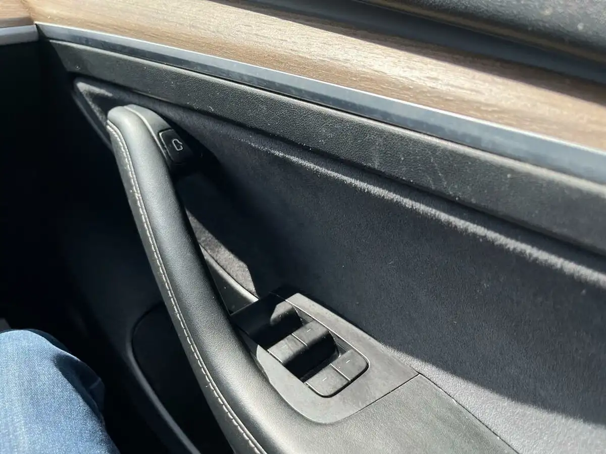 2021-tesla-model-3-e-standard-plus-big-21