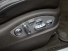 2021-porsche-macan-29-turbo-small-9