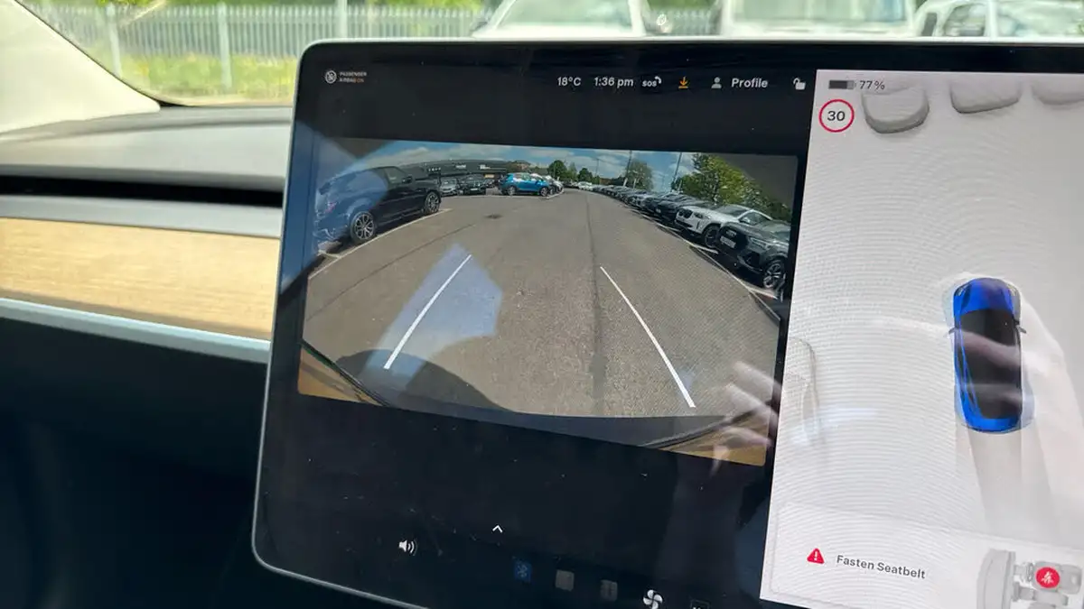 2021-tesla-model-3-e-long-range-awd-big-23