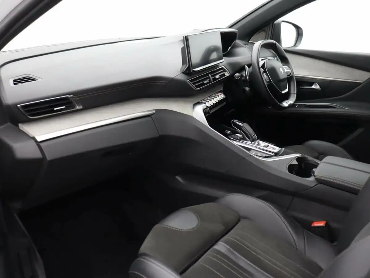 2022-peugeot-3008-suv-15-bluehdi-gt-premium-big-11