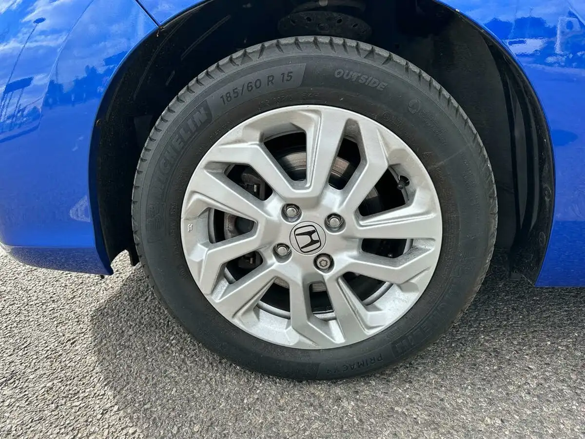 2019-honda-jazz-13-i-vtec-se-cvt-big-50