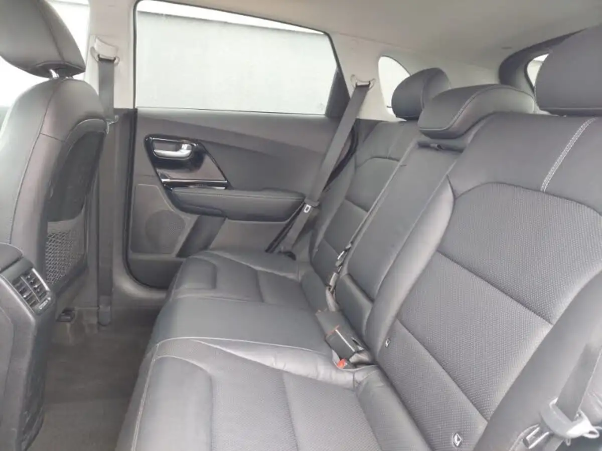 2019-kia-niro-16-gdi-3-156kwh-big-5