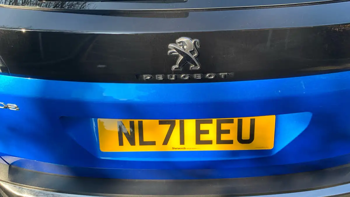 2022-peugeot-3008-suv-16-puretech-gt-premium-300bhp-4wd-hybrid4-e-eat8-big-25
