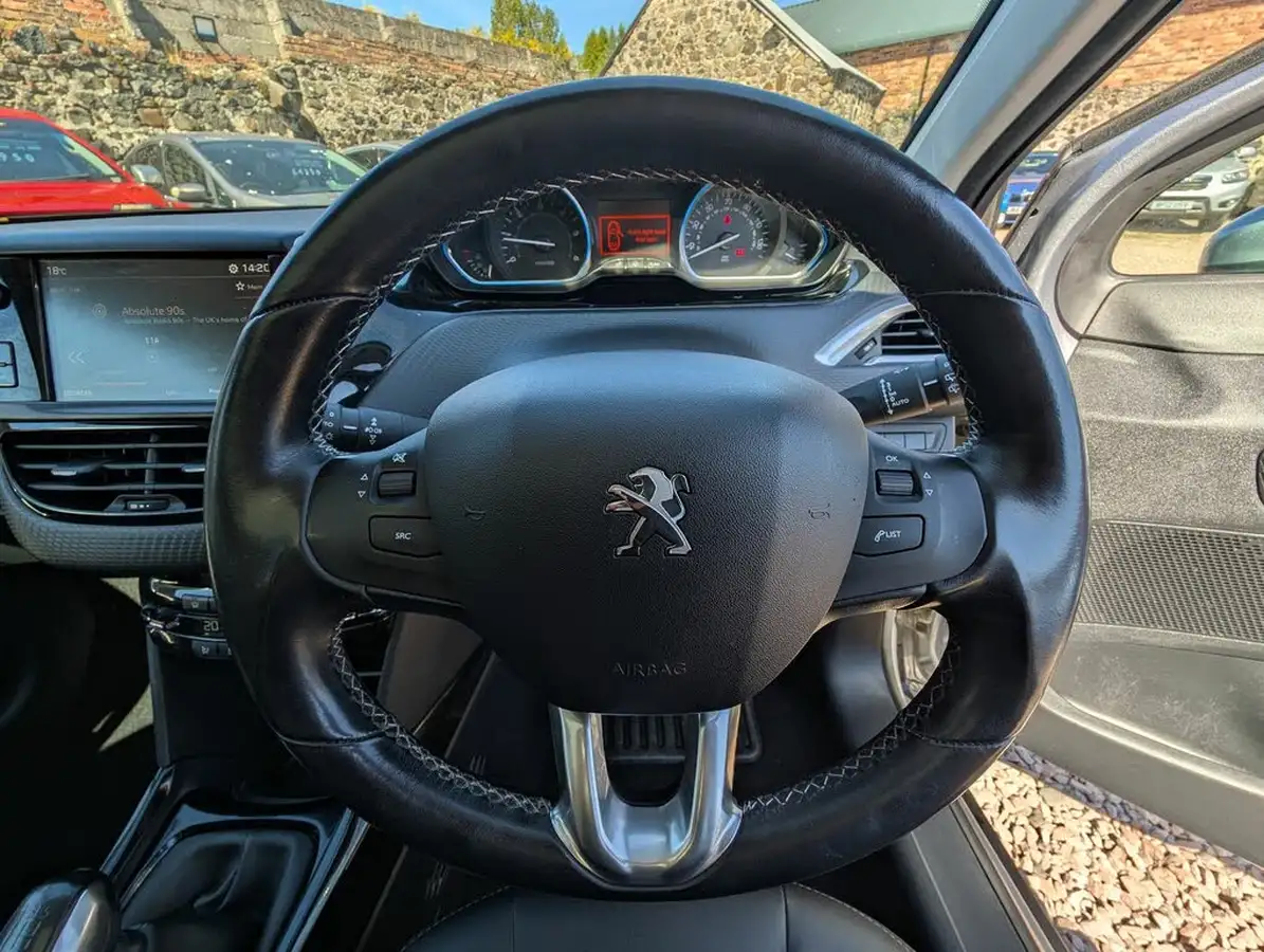 2017-peugeot-2008-suv-16bluehdi-allure-100bhp-big-8