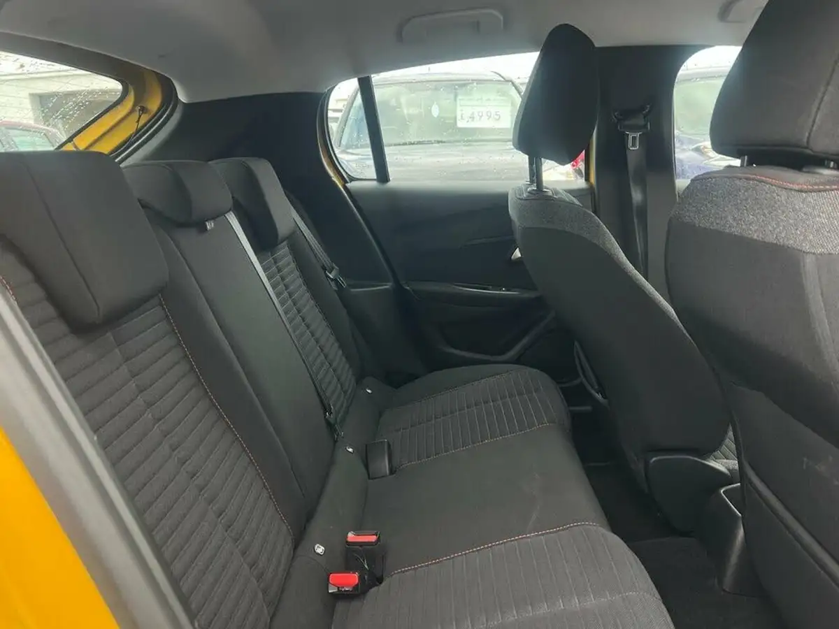 2022-peugeot-208-12-puretech-active-premium-75bhp-big-7