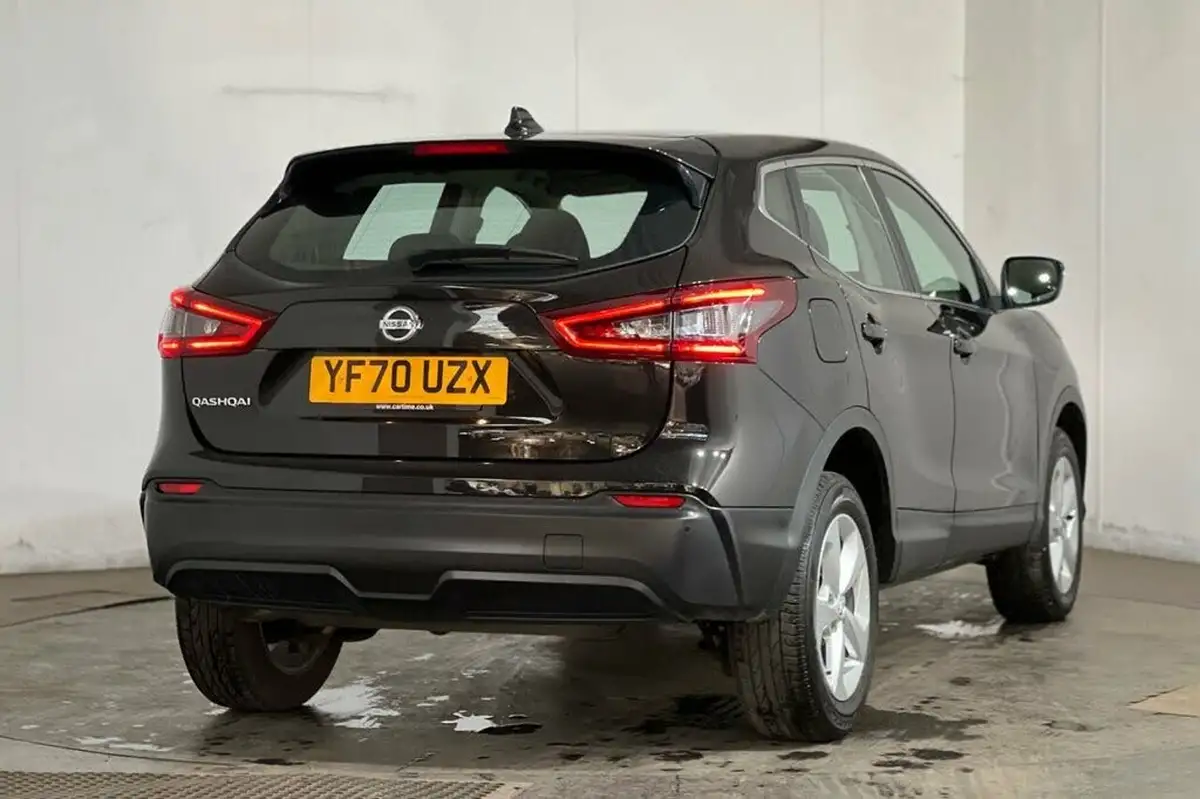 2020-nissan-qashqai-13-dig-t-acenta-premium-140ps-big-16