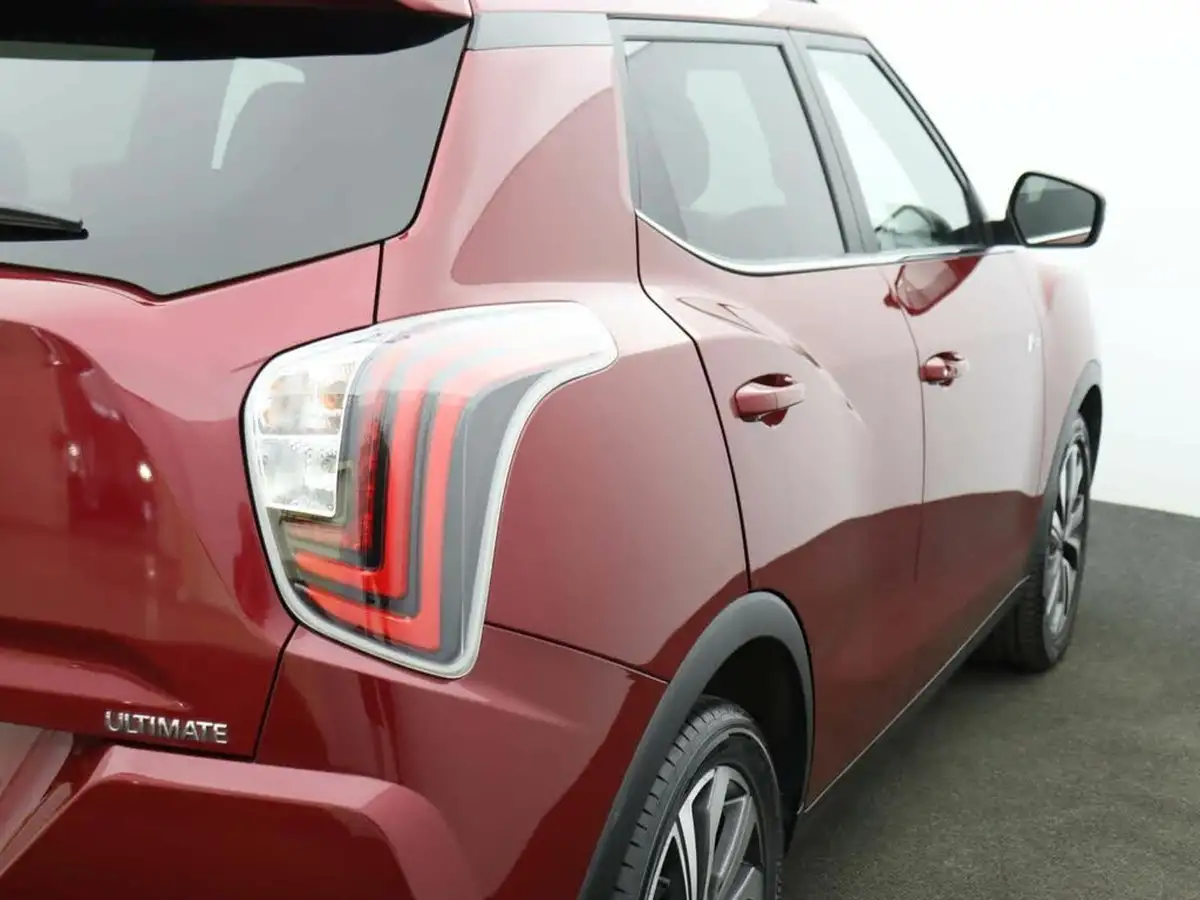 2022-kgm-ssangyong-tivoli-15-ultimate-auto-big-40