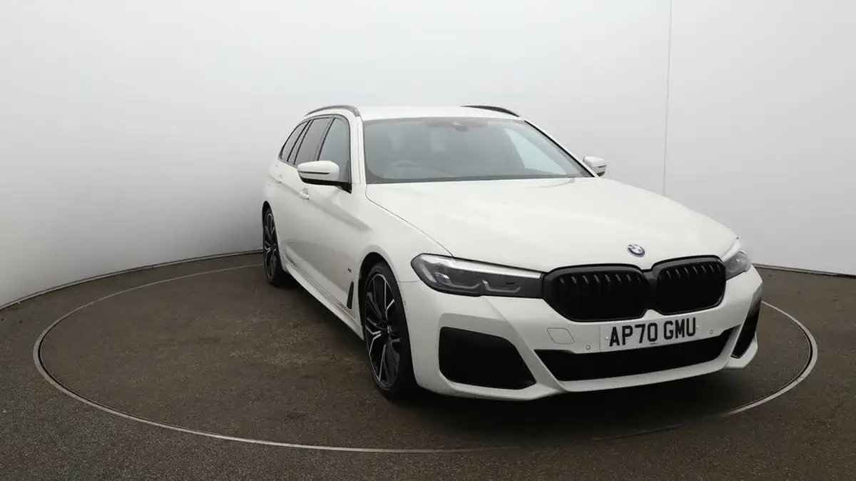2020-bmw-5-series-big-34
