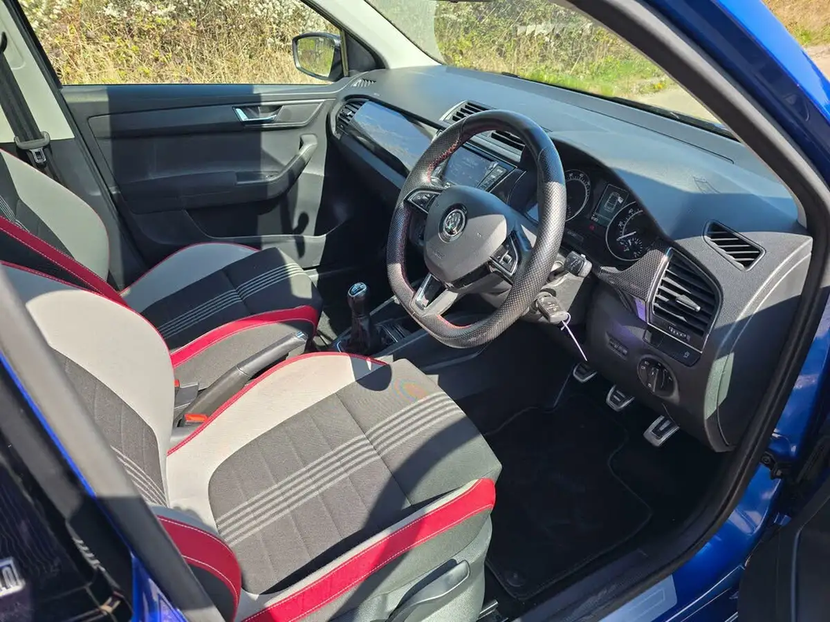 2018-skoda-fabia-10-tsi-monte-carlo-109ps-ss-hatchback-big-3