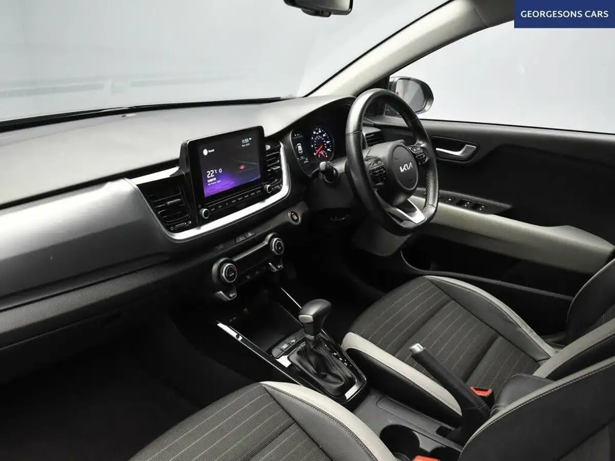 2022-kia-stonic-10-t-gdi-connect-dct-big-9