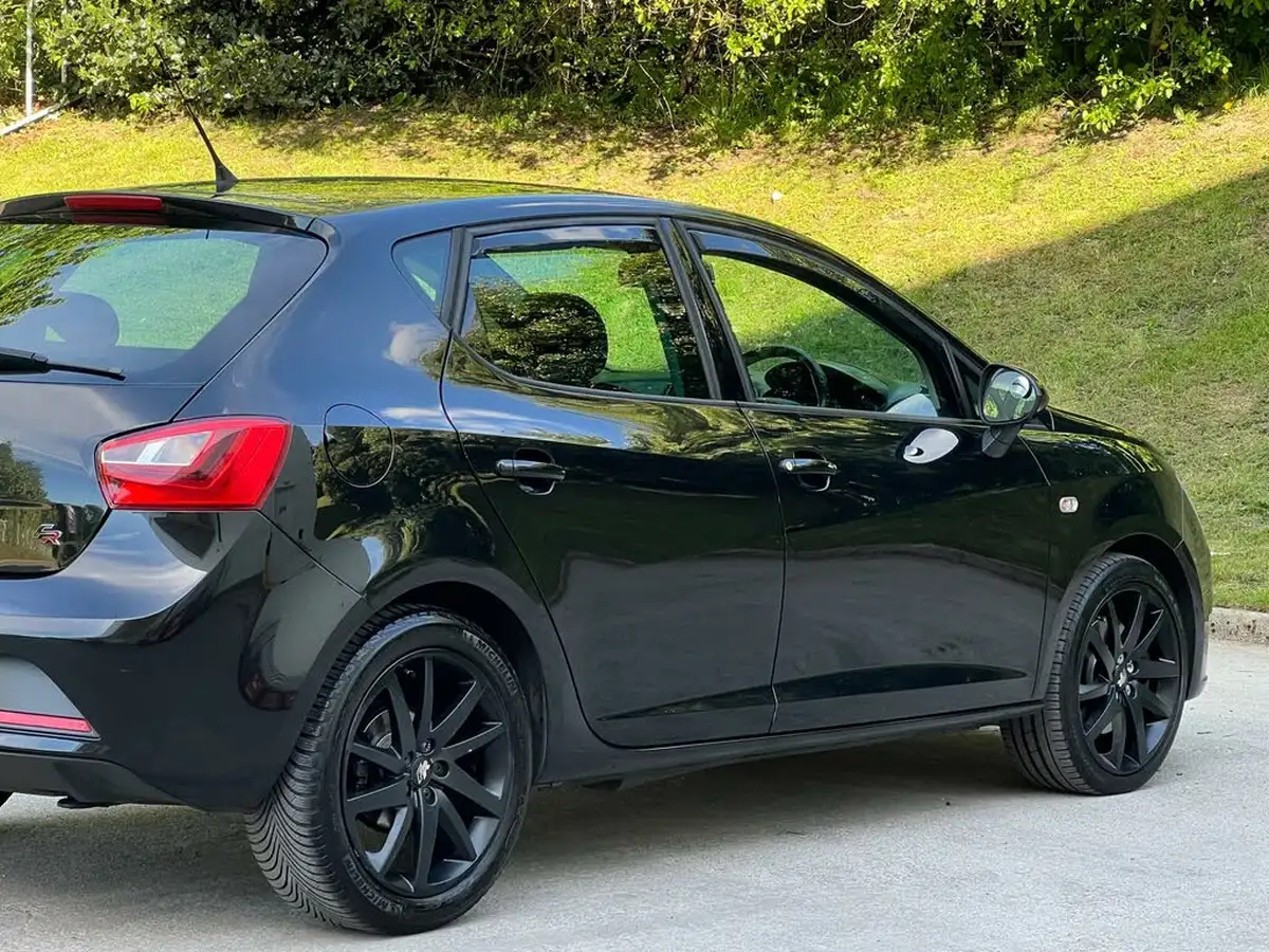 2013-seat-ibiza-16td-fr-105-cr-hatchback-5d-big-15