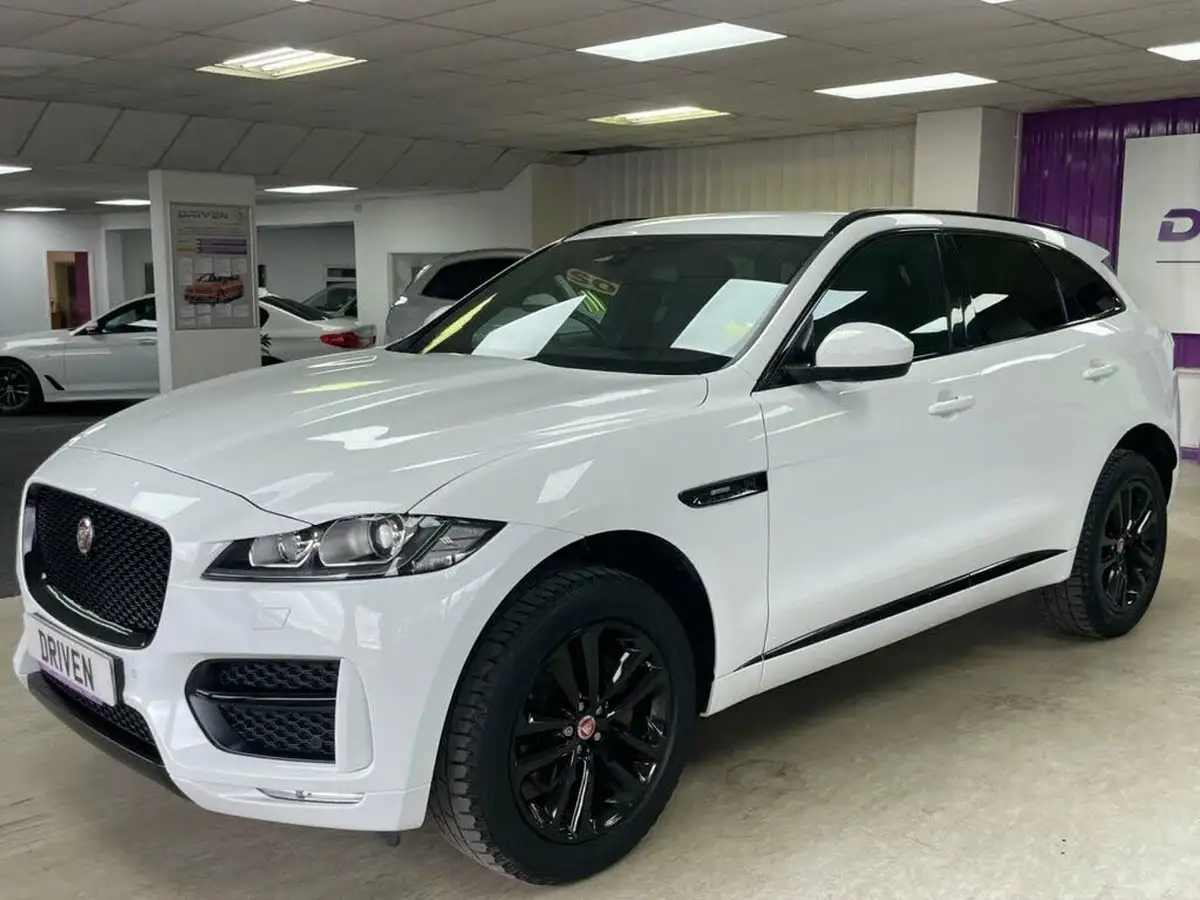 2018-jaguar-f-pace-20-i4d-r-sport-180ps-awd-auto-big-7