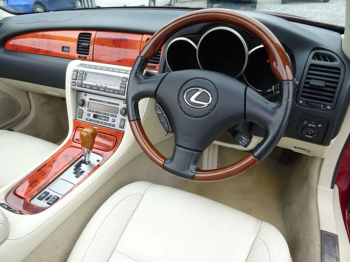 2006-lexus-sc-430-43-big-2