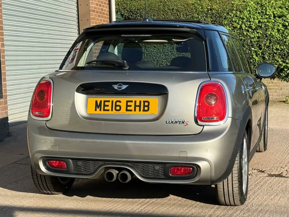 2016-mini-cooper-20-cooper-s-ss-hatchback-5d-big-14
