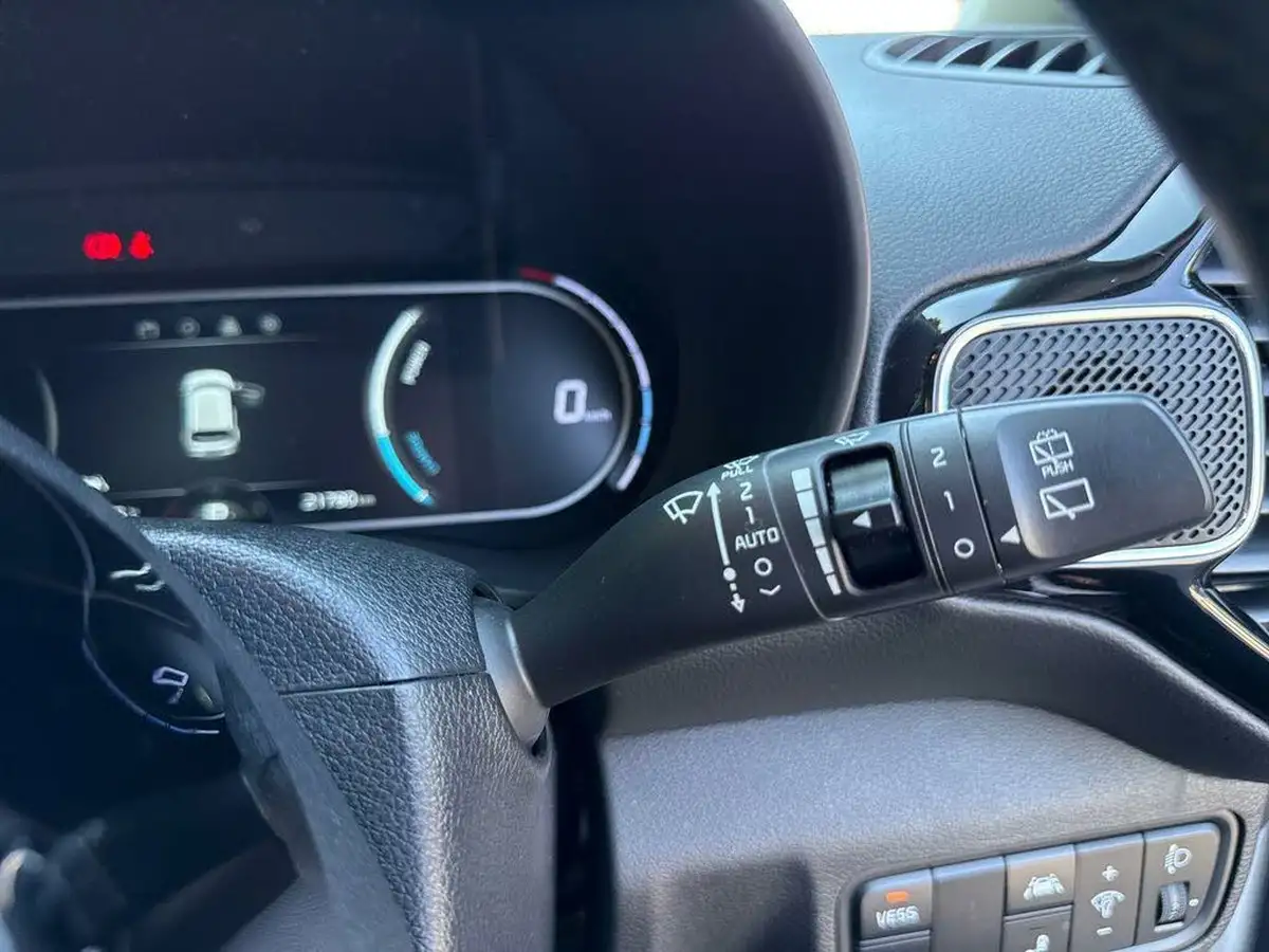 2022-kia-soul-ev-maxx-big-35