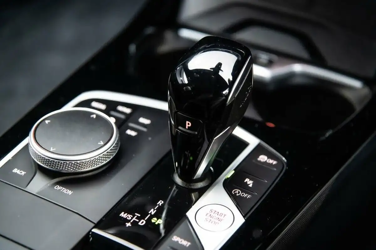 2024-bmw-1-series-20-m135i-xdrive-big-51