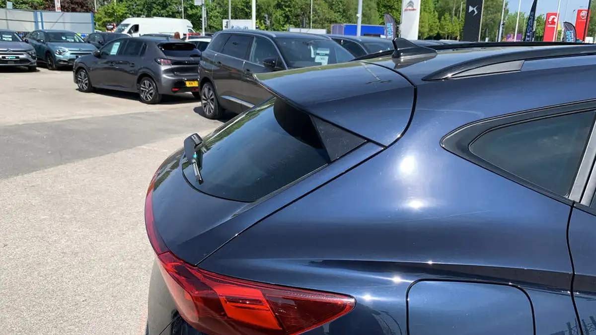 2021-cupra-formentor-14-e-hybrid-v2-big-39