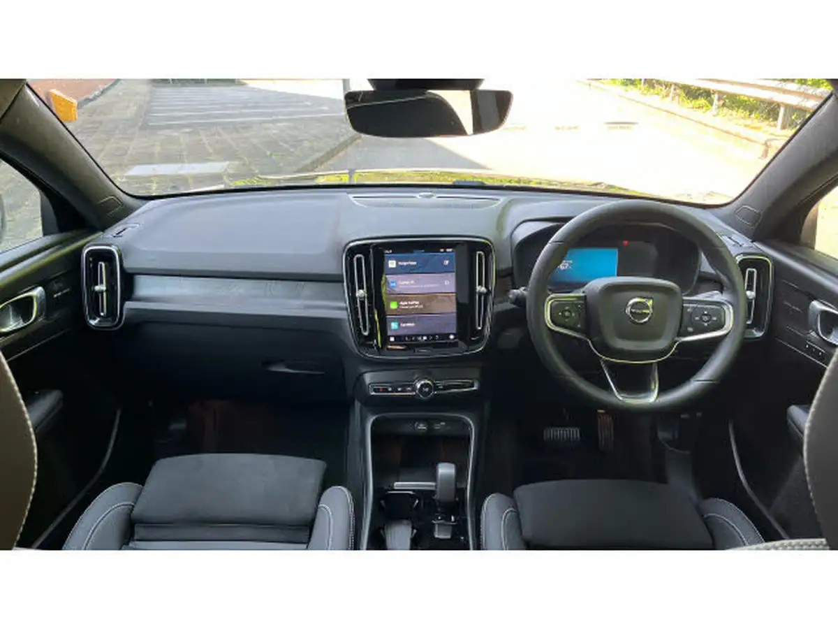 2024-volvo-c40-e-recharge-ultimate-235bhp-big-19
