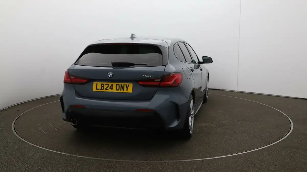 2024-bmw-1-series-15-118i-m-sport-lcp-dct-big-56