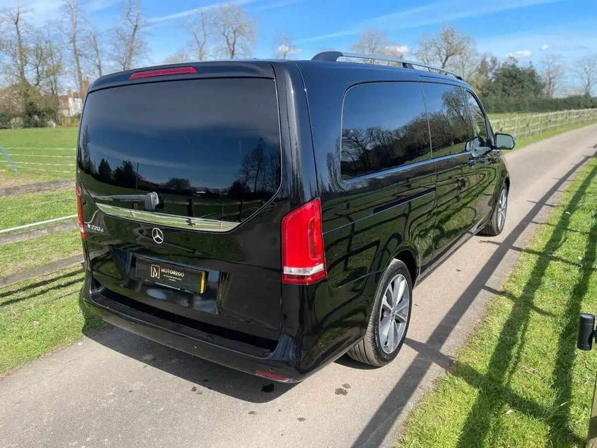 2019-mercedes-benz-v-class-20d-v220d-sport-extra-long-big-5
