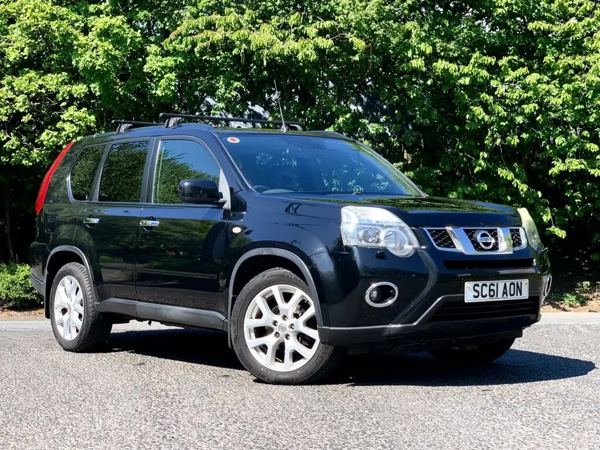 2012-nissan-x-trail-20td-tekna-173ps-big-0