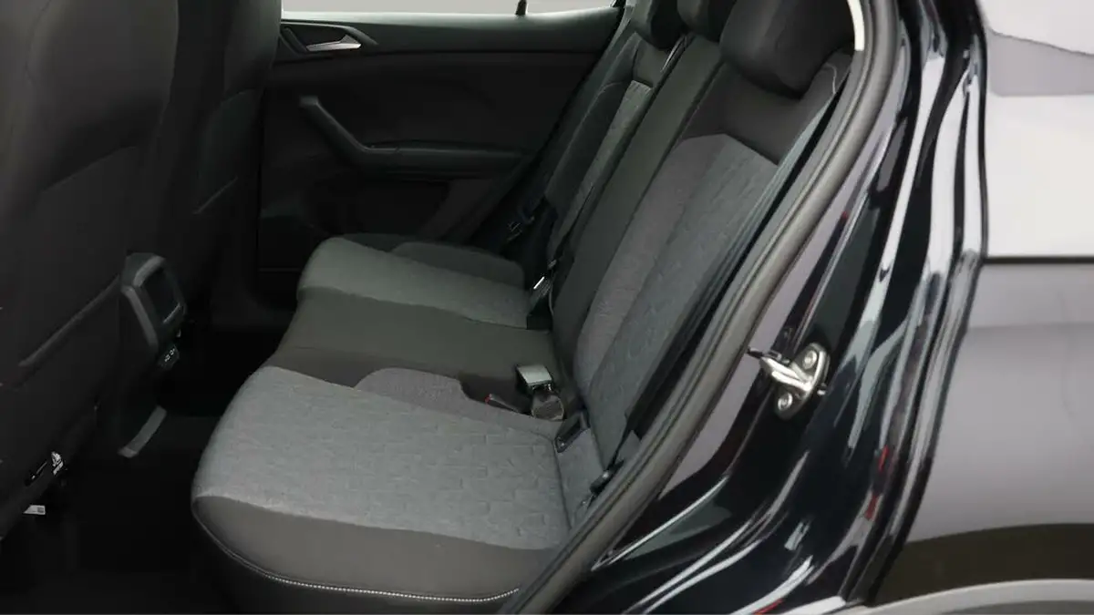 2024-volkswagen-t-cross-10-tsi-life-115ps-dsg-big-15