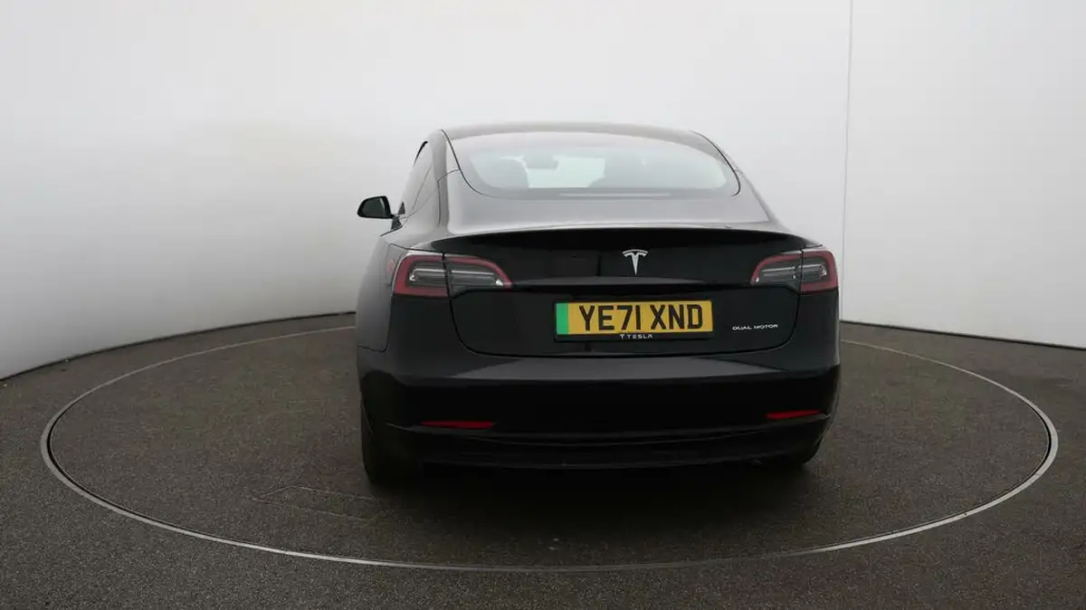 2021-tesla-model-3-e-long-range-awd-big-51