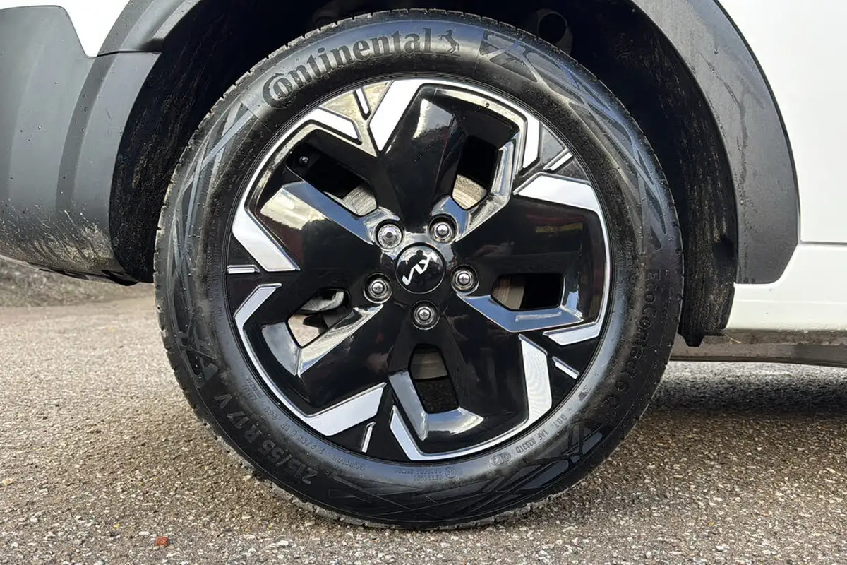 2024-kia-niro-ev-e-2-big-7