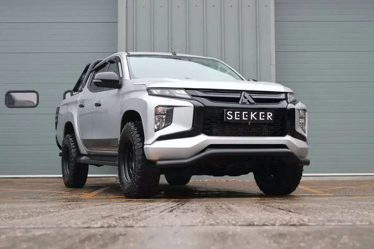 2020-mitsubishi-l200-22di-d-warrior-auto-big-2