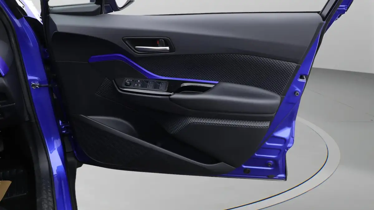 2021-toyota-c-hr-18-vvt-i-dynamic-big-14