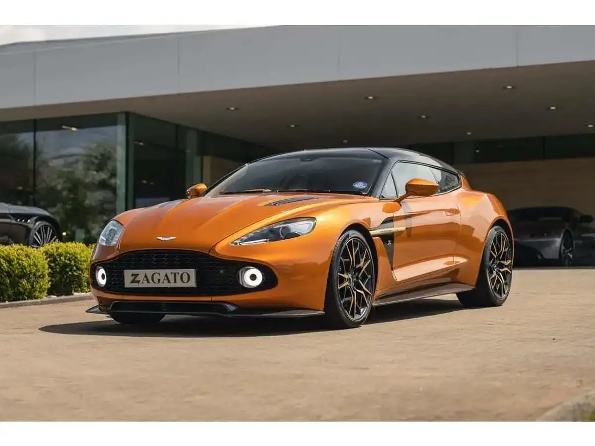 2019-aston-martin-vanquish-59-zagato-big-24