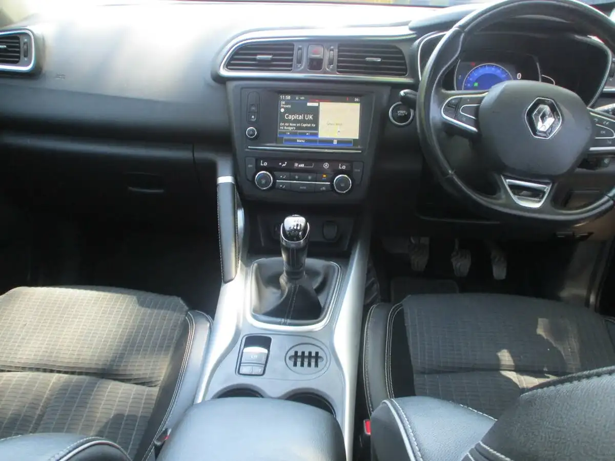 2016-renault-kadjar-16dci-signature-s-nav-big-12