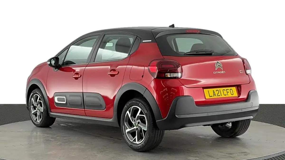 2021-citroen-c3-12-puretech-shine-83ps-big-5
