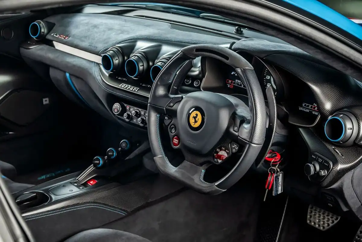 2017-ferrari-f12berlinetta-62-big-38