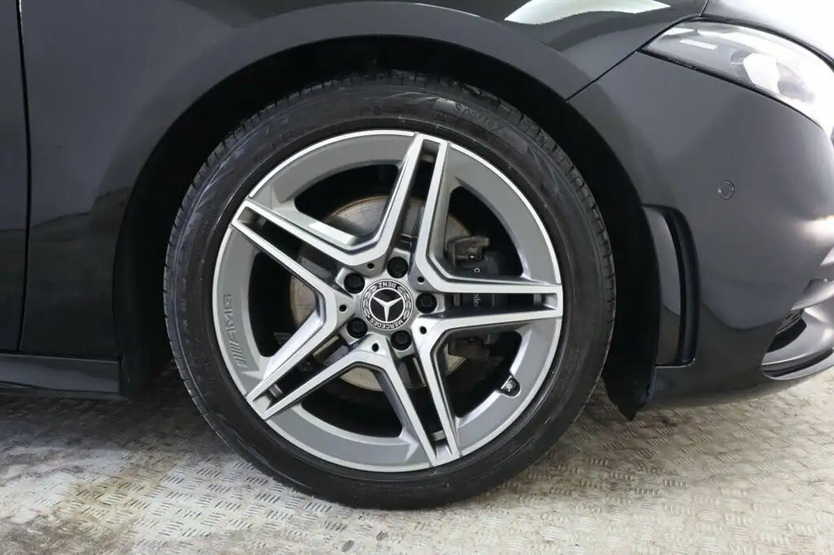 2020-mercedes-benz-a-class-15d-a180d-amg-line-executive-saloon-4d-7g-dct-big-24