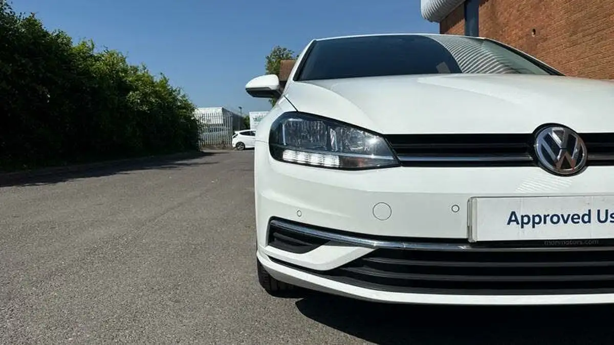 2017-volkswagen-golf-14-tsi-se-nav-ss-hatchback-5d-big-9